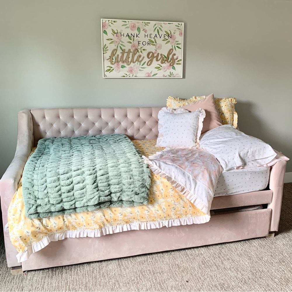 SweetHoney Yellow Dreams Duvet Set- Twin